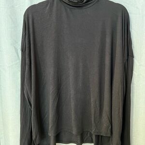 Calvin Klein Jeans Black Women’s Long Sleeve Turtleneck Stretchy Loose F…